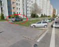 Parkovanie na chodníku na Hôrke